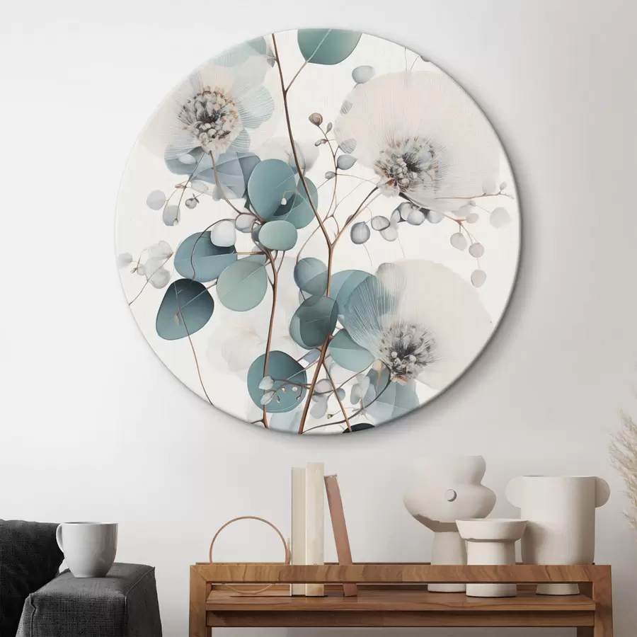 Pilt Eukalüpti abstraktsed õied valget värvi kroonlehtedega, oksadel tumerohelised lehed r45946