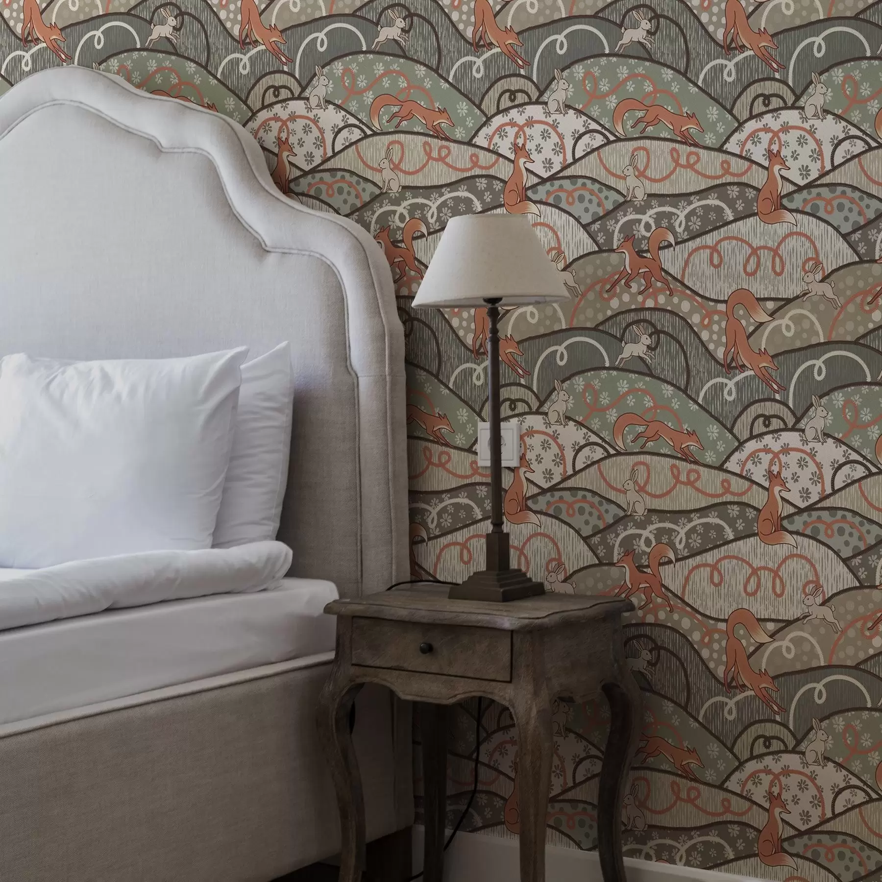 Fototapeedid Rebased ja jänesed lainjalistel mägedel, retro mustriga a00690