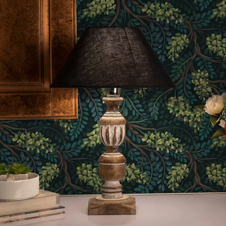 Fototapeedid Oksad roheliste õisikutega tumedal taustal a00786