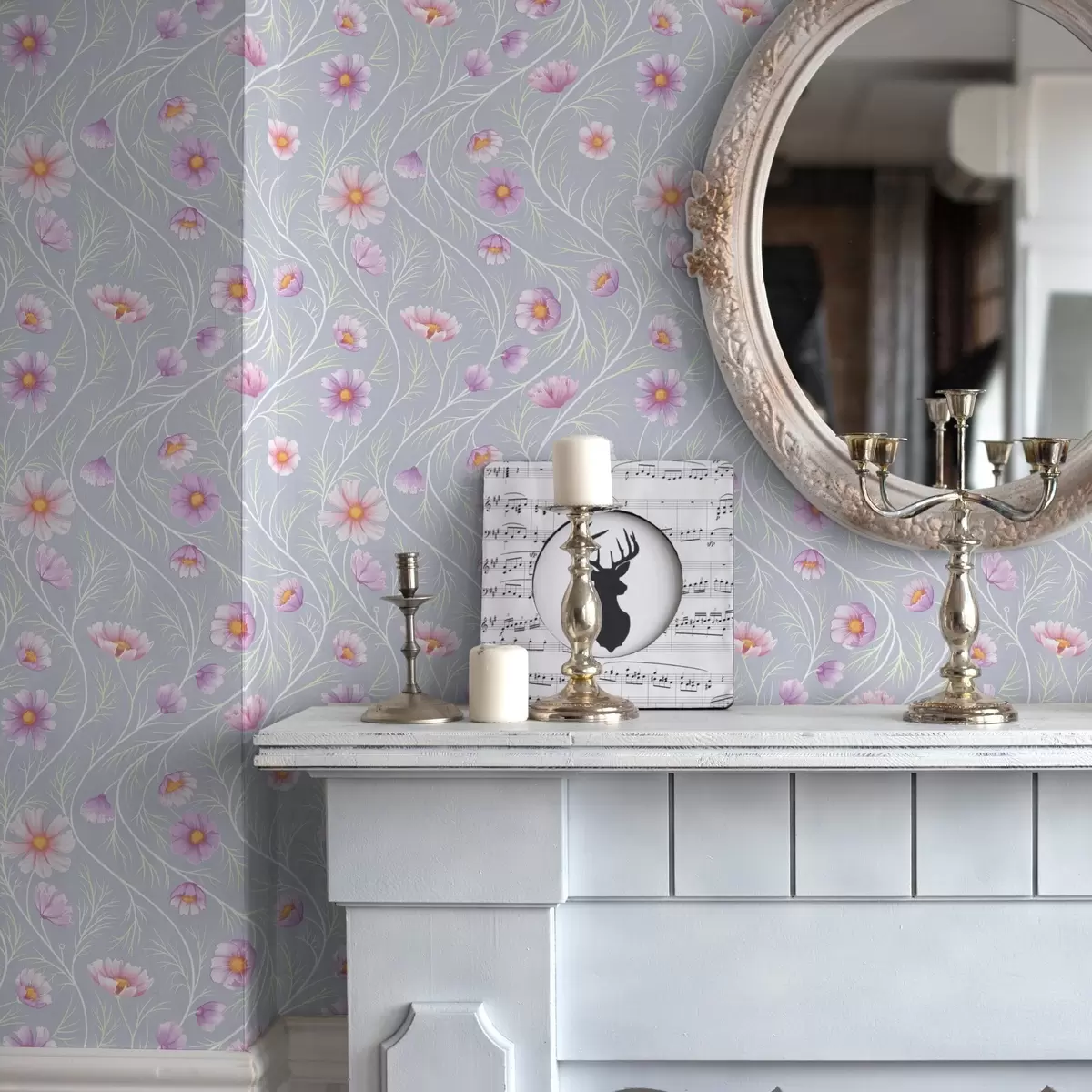 Tapeet Roosa kosmos ja peenikesed varred hallil taustal a00791