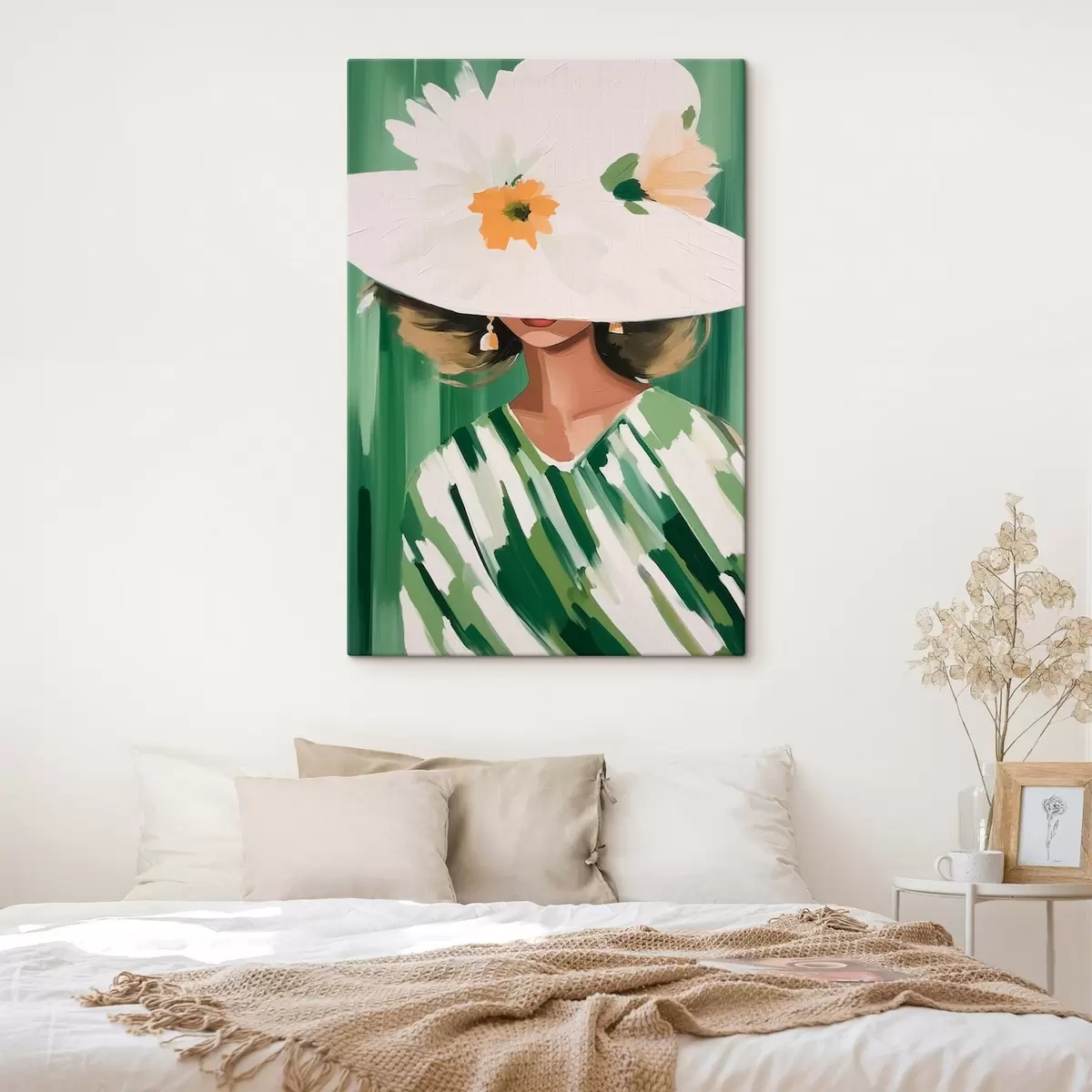 Pilt Naine kübaraga ja lilledega s46240