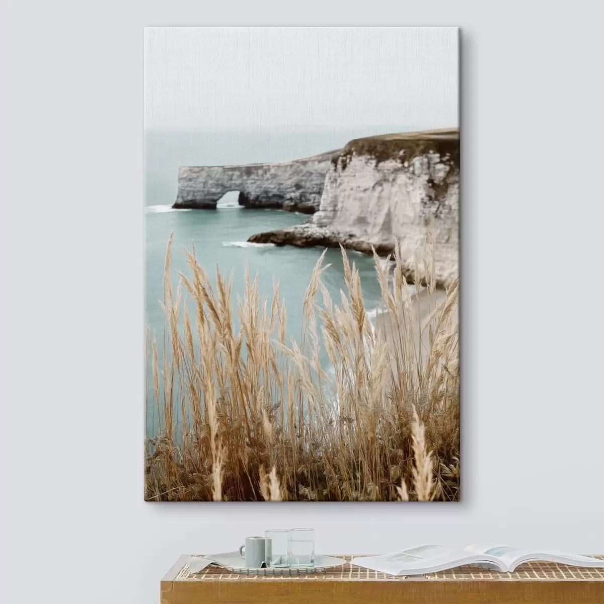 Pilt Rannikukallid, esiplaanil pilliroog s46141