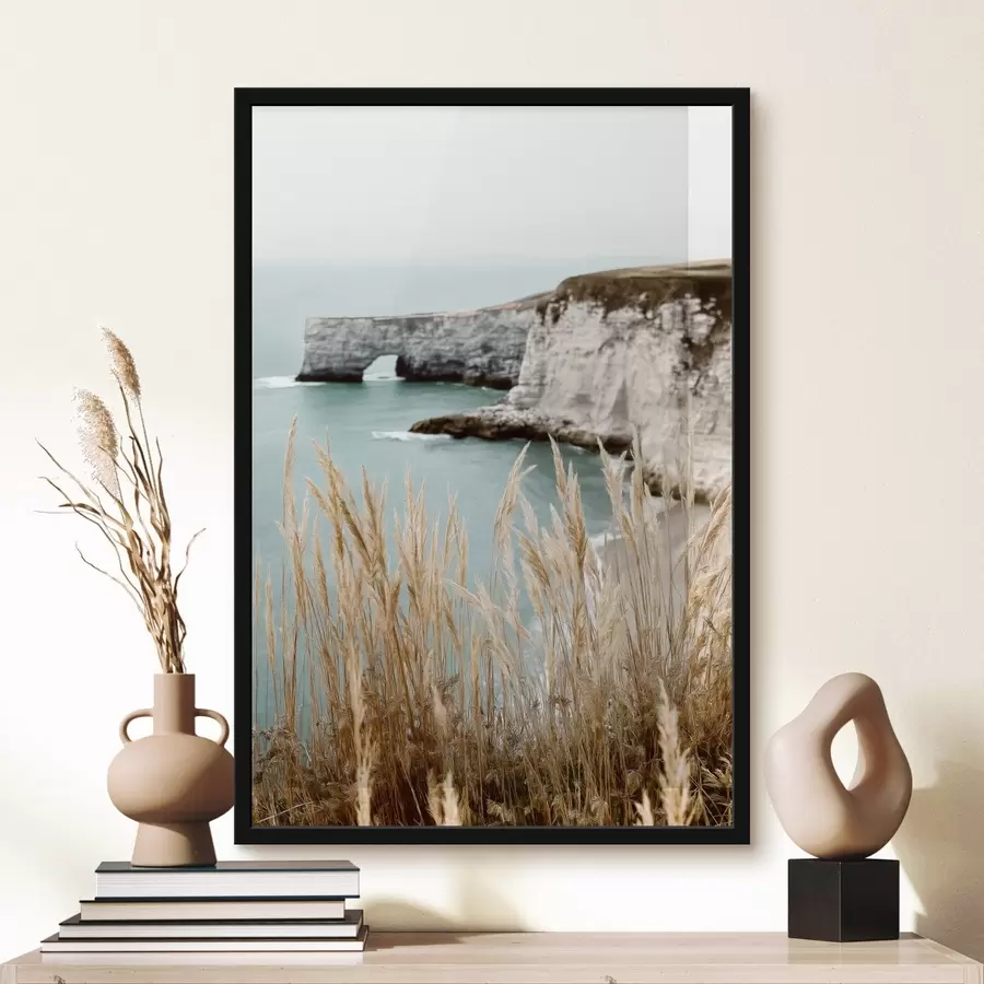 Fototapeedid Rannikukallid, esiplaanil pilliroog f46141