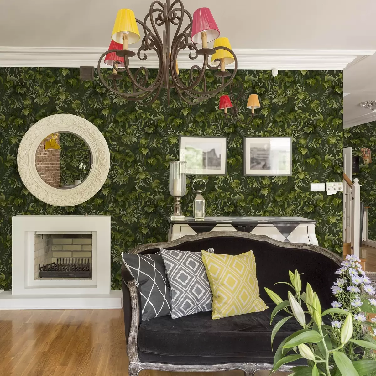 Tapeet Tihe roheline lehestik tumerohelisel taustal a00805