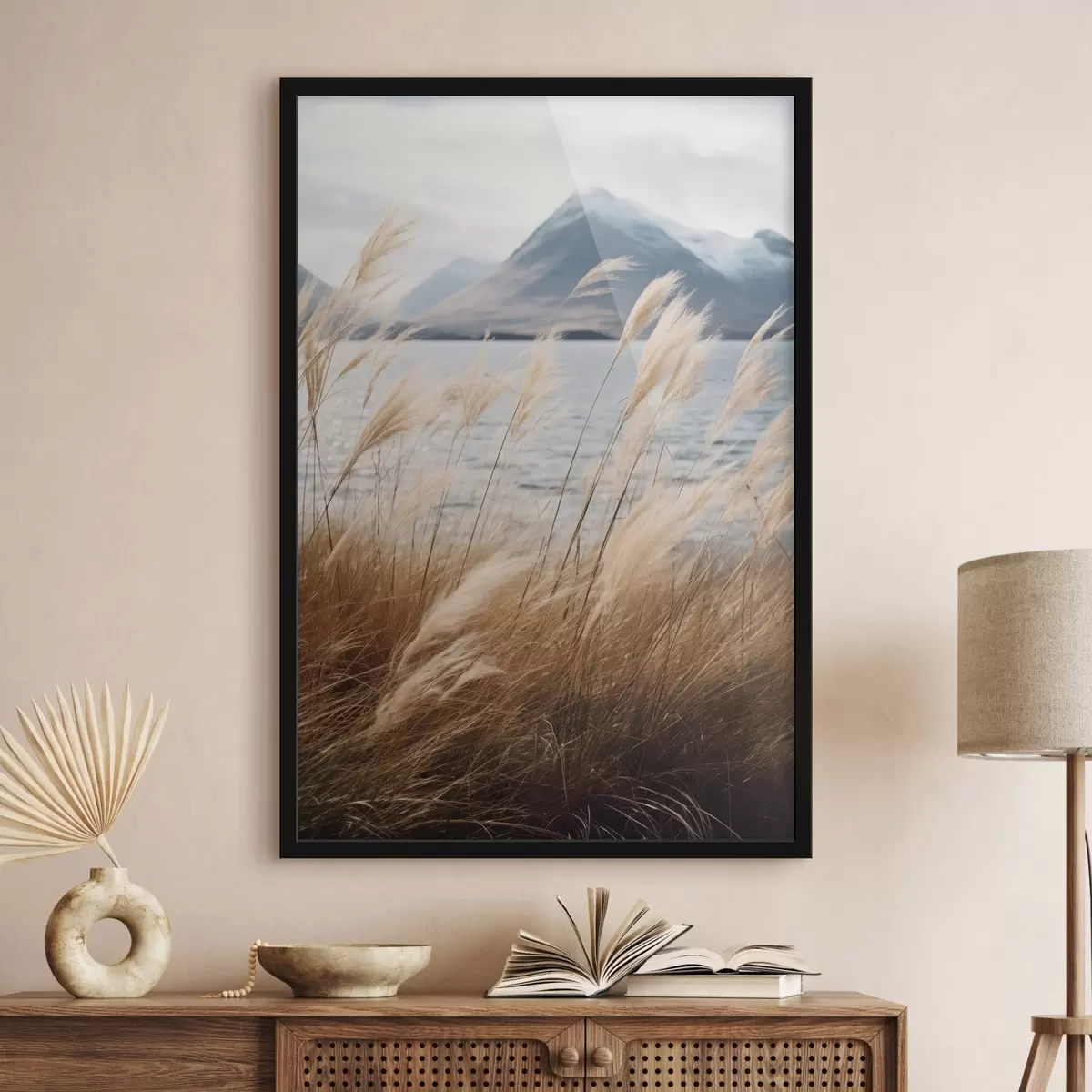 Plakat Pampasrohi järve ja mägede taustal, pehme valgustus, summutatud värvid, naturalistlik stiil f46283