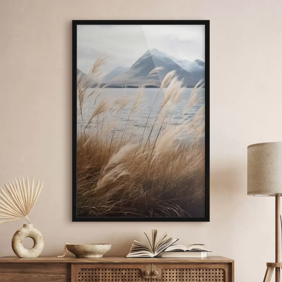 Fototapeedid Pampasrohi järve ja mägede taustal, pehme valgustus, summutatud värvid, naturalistlik stiil f46283