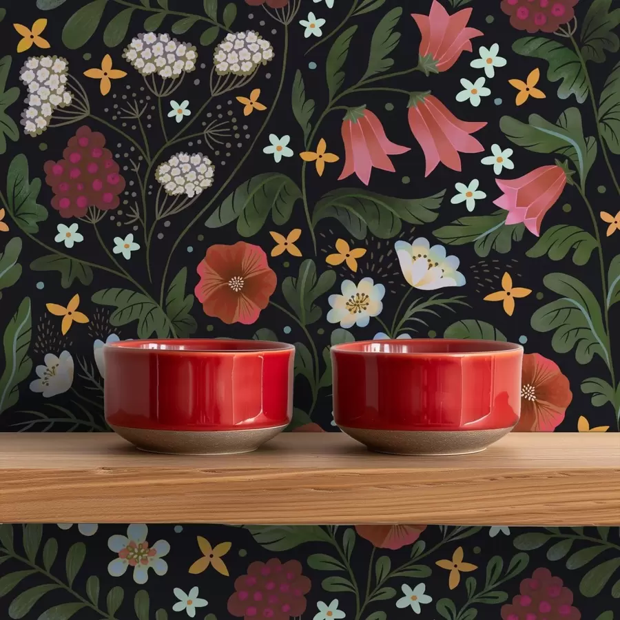 Fototapeedid Looduslilled ja marjad sügaval mustal taustal a00849v3