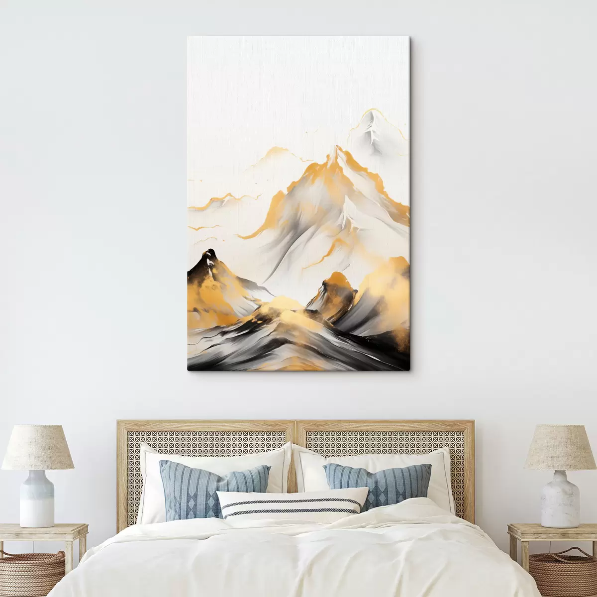 Pilt Tekstuuriga kollased ja mustad mäed lumiste tippudega, tušimaalistiilis, minimalistlik mäestik s46683