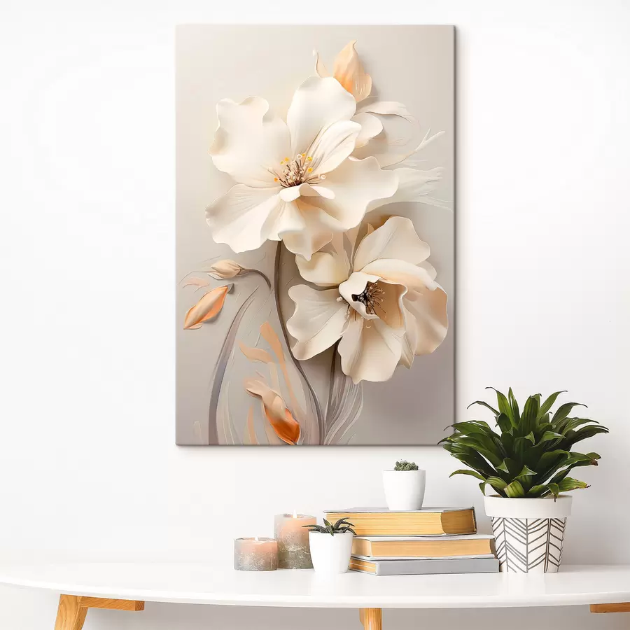 Pilt Valged lilled, õrnade varjudega kroonlehed, helebeež taust, elegantne kompositsioon, minimalistlik stiil s46700