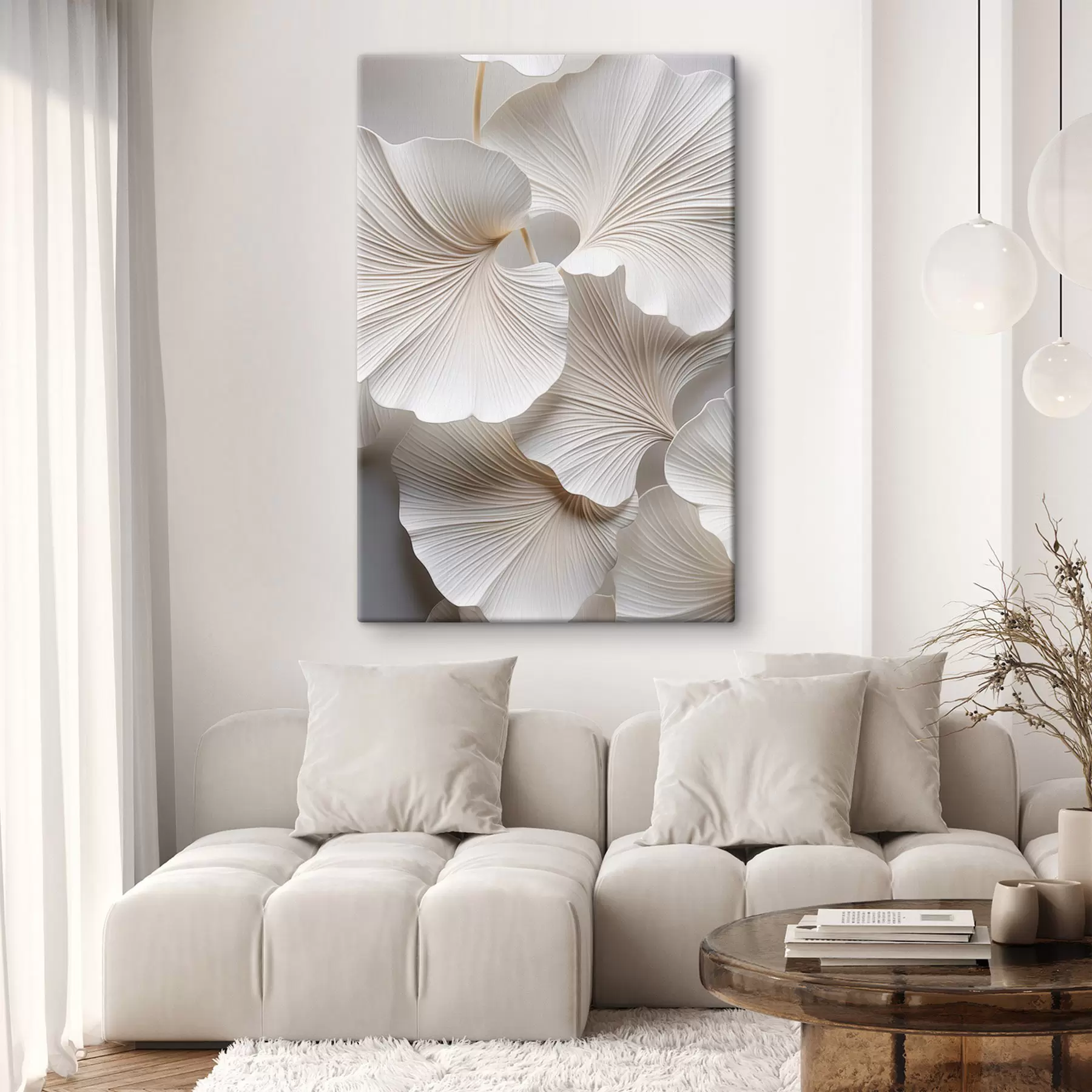 Pilt Valged ginkgo biloba lehed detailse veenistusega, pehme valgustus, tekstuuriga elegantne ja minimalistlik disain s46705