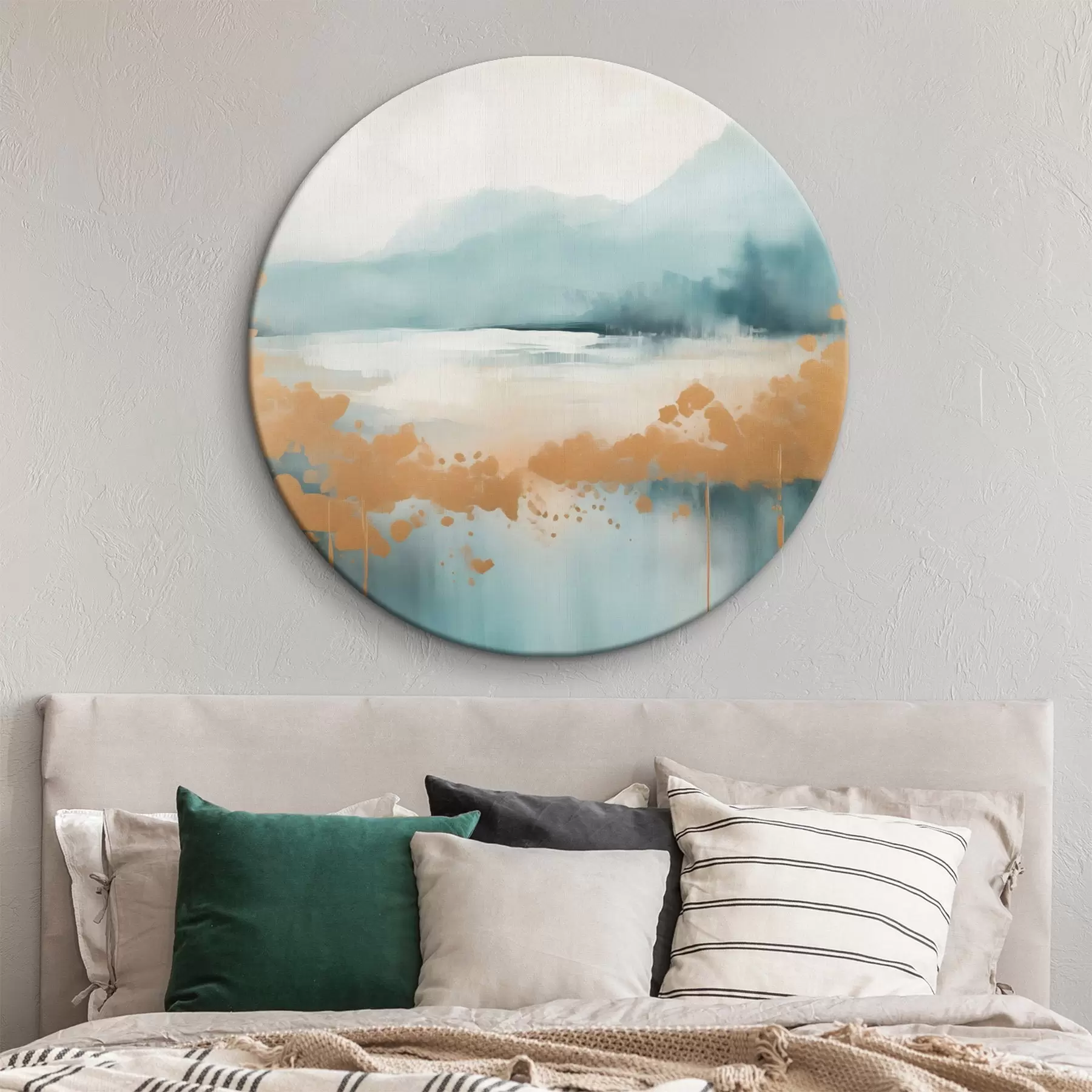 Pilt Abstraktne maastik mägedega ja järvega sinakasrohelises ja tekstuurse kollases toonis, pehmed pintslitõmbed, minimalistlik kunstiteos r46703