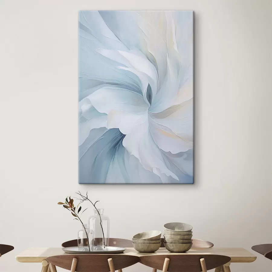 Pilt Abstraktsed õrnad, läbipaistvad kroonlehed keerlevad sissepoole pehme valguse ja maalilise tekstuuriga. s47437