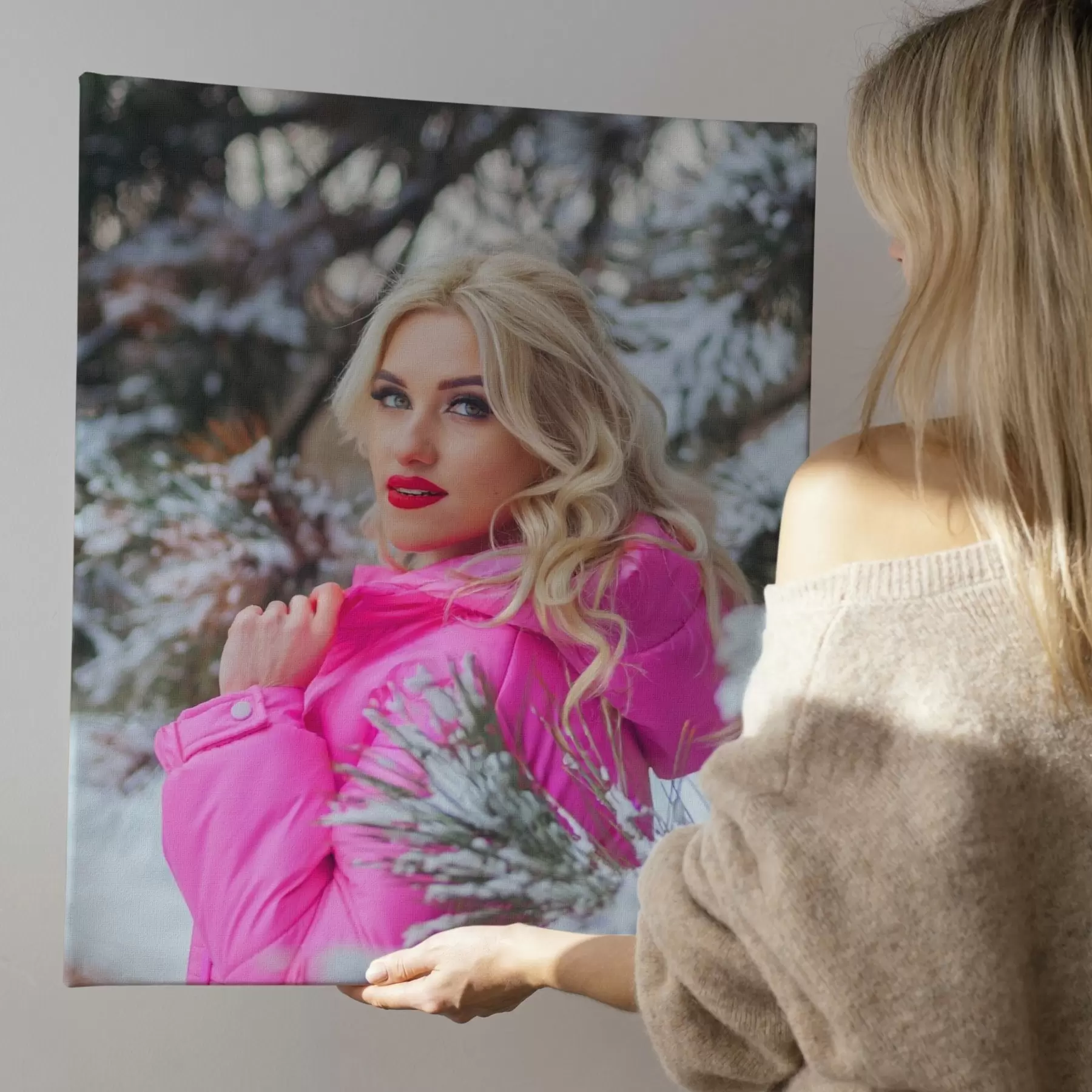 Pilt Tüdrukule fotost maalitud pildi kinkimine s47168