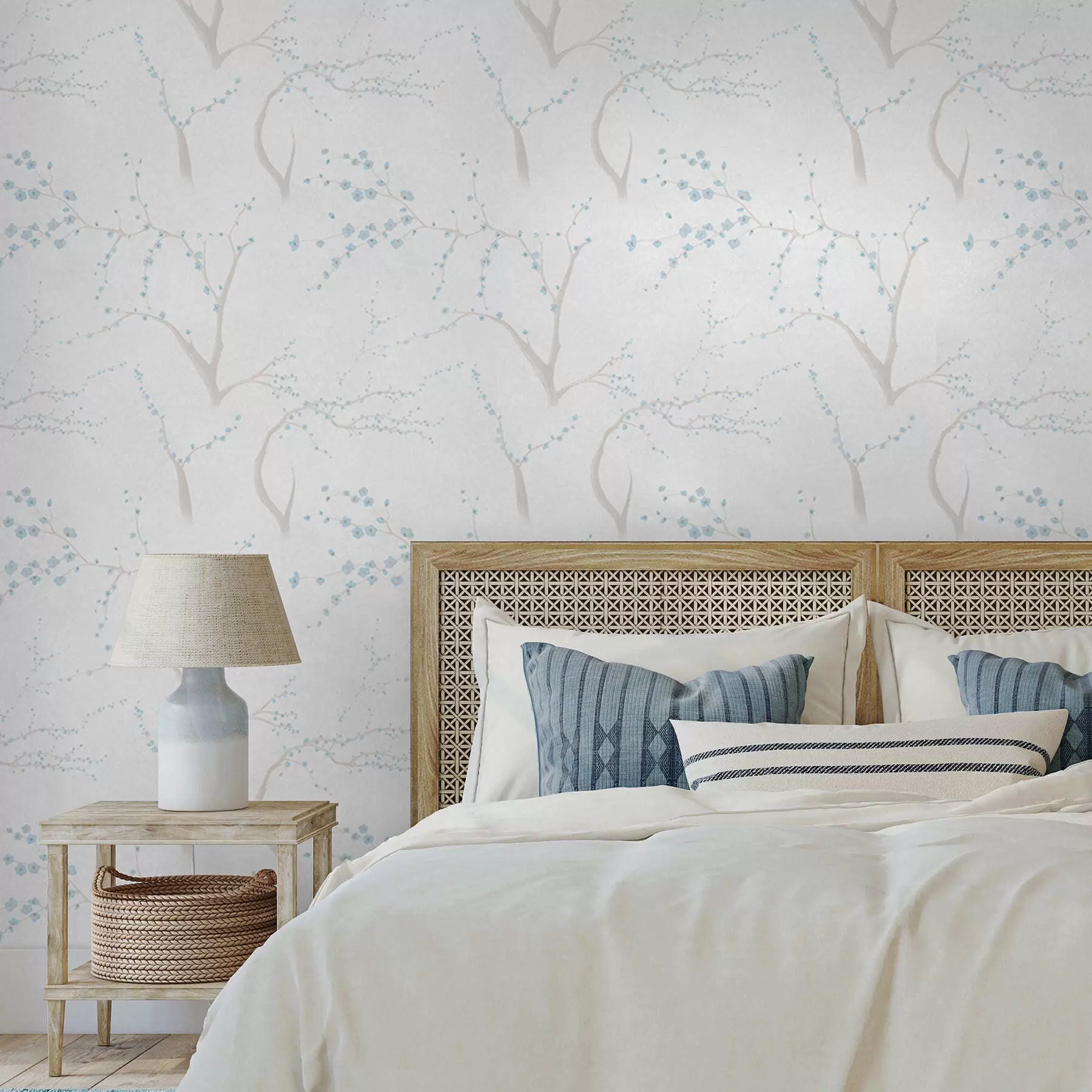 Fototapeedid Kerged oksad siniste õitega a01111