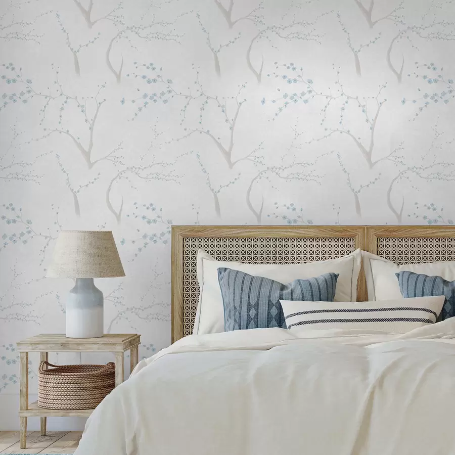 Fototapeedid Kerged oksad siniste õitega a01111