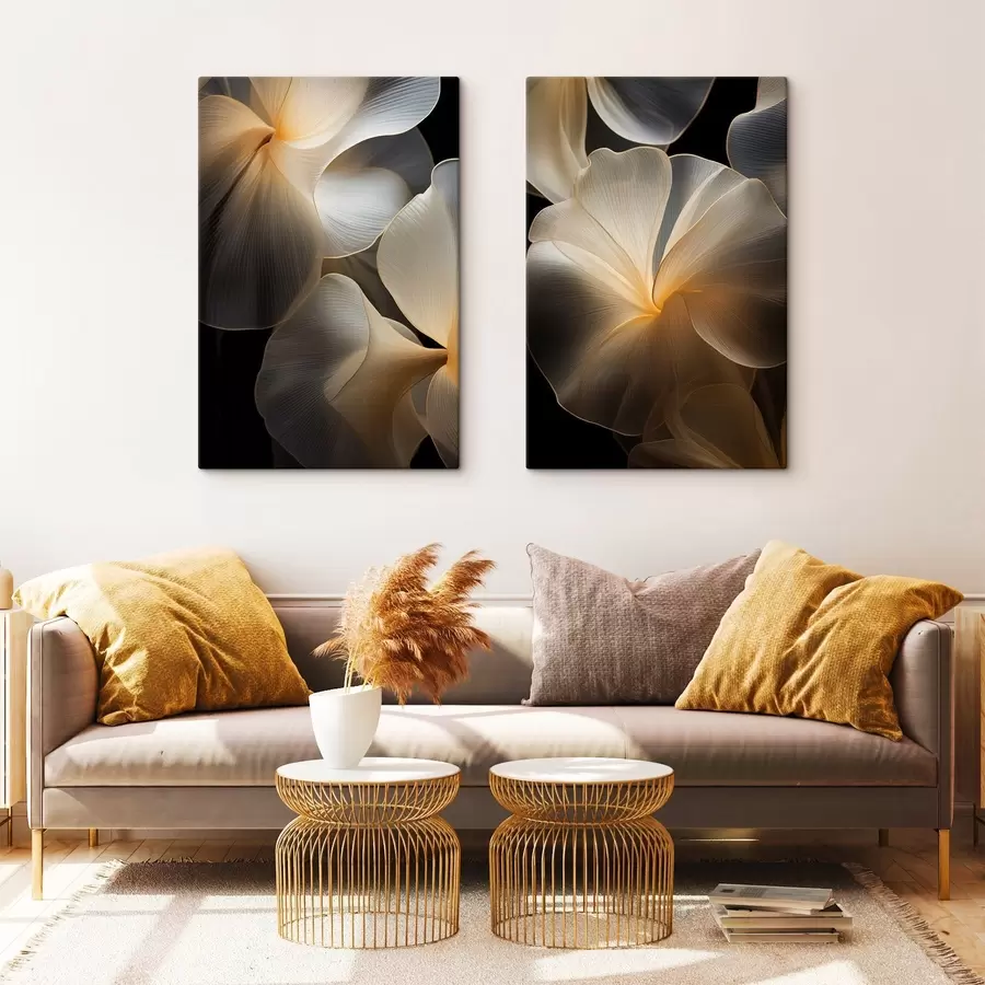 Pilt Abstraktsed voolavad läbipaistvad õielehed õrnad jooned, tumedal taustal m30050