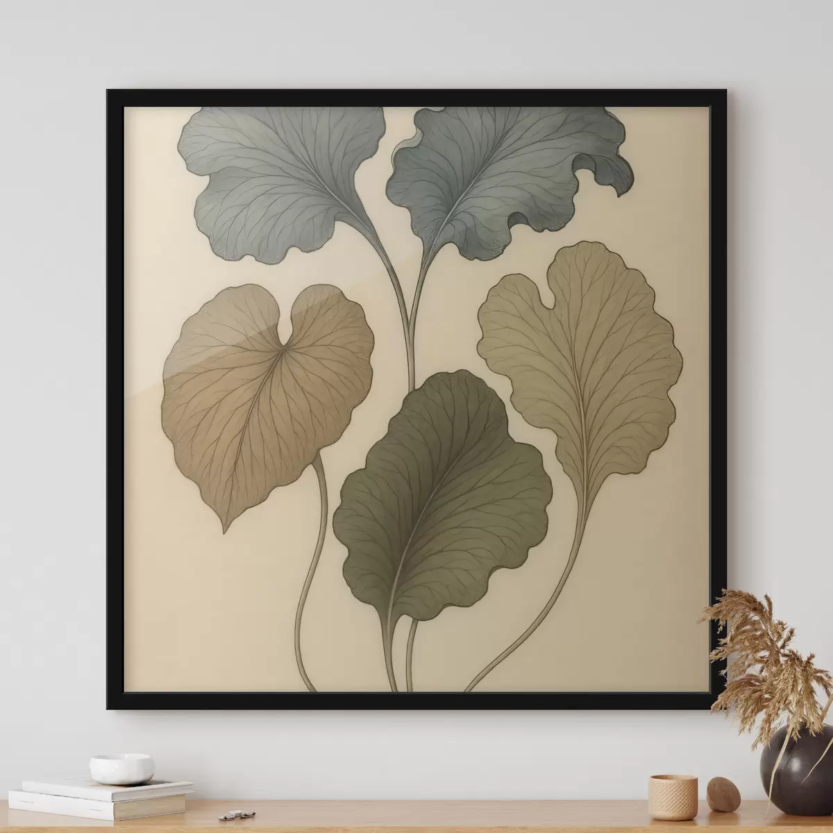 Plakat Beezil taustal asuvad mahedates toonides dekoratiivsed lehed f49721