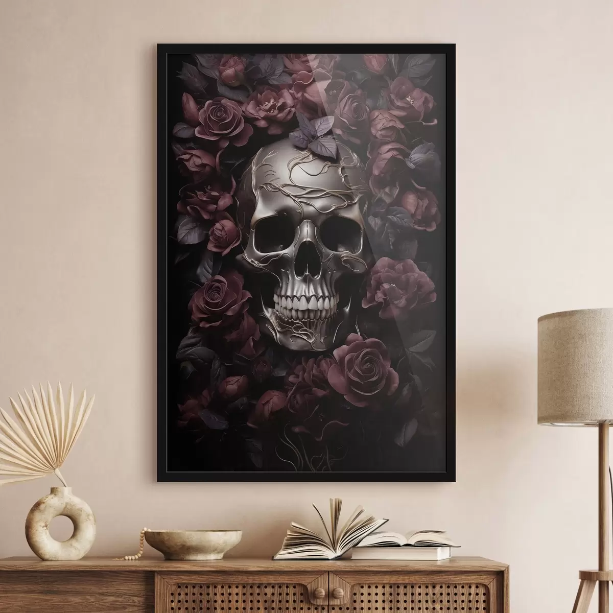 Plakat Salapärane kolju-reljeef burgundiroosidega f50914