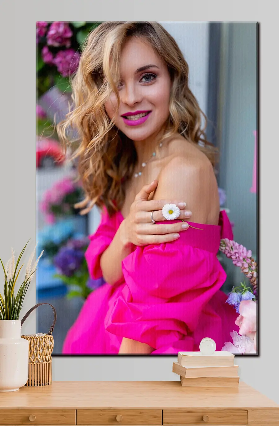 Pilt Naeratus, ripsmed ja kleit s33134