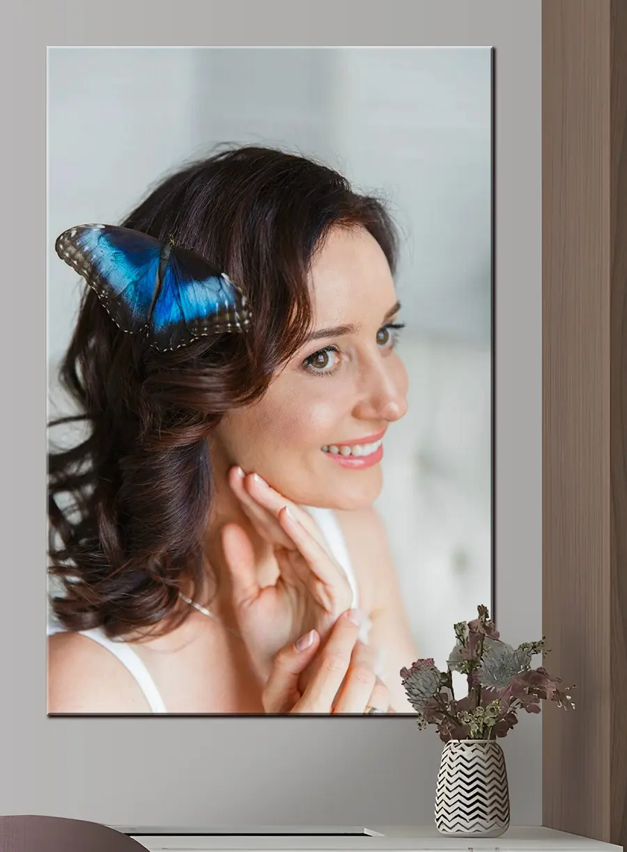 Pilt Juuksed, naeratus ja kulmud s33188