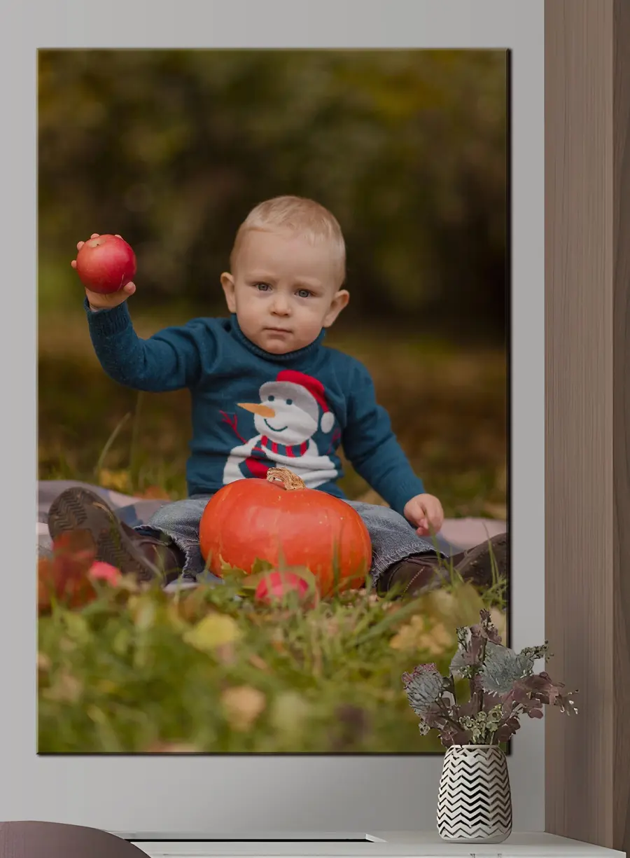 Pilt Nägu, teksad ja taim s33342