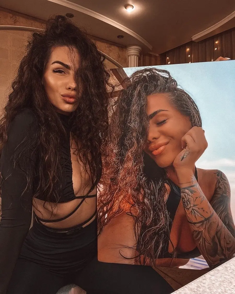 Pilt Õlgade, ripsmete ja välguga pildistamine s34717