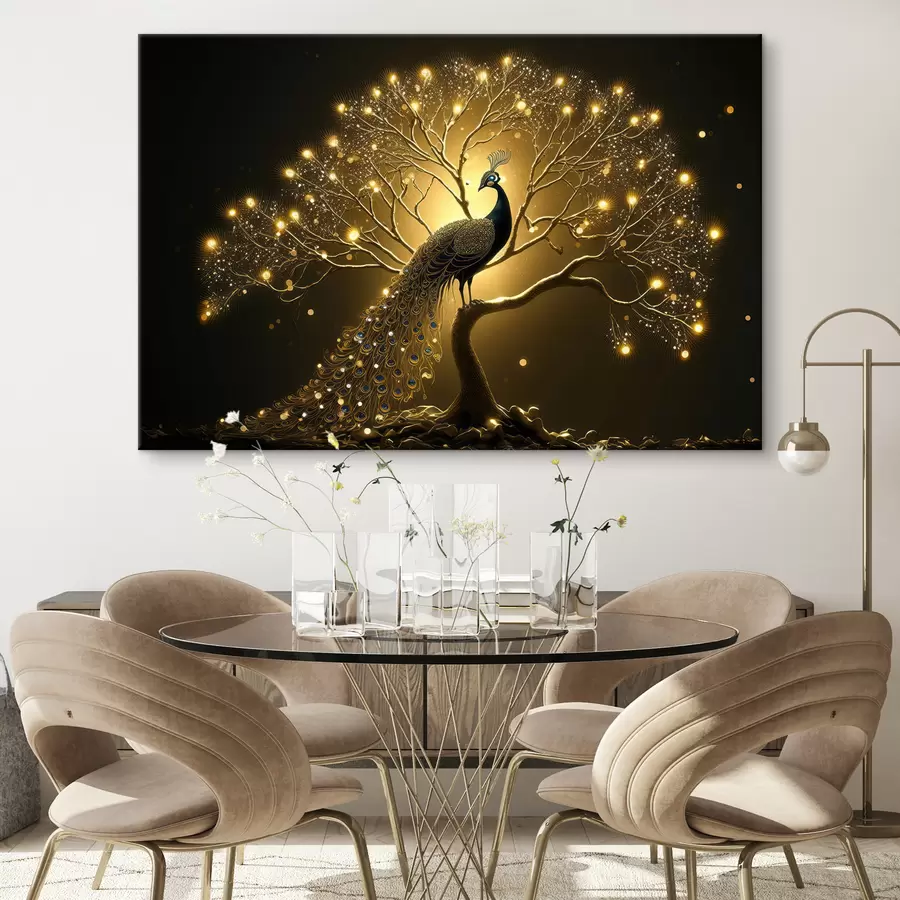 Pilt Kaunis kuldset värvi paabulind tumedal taustal s34876