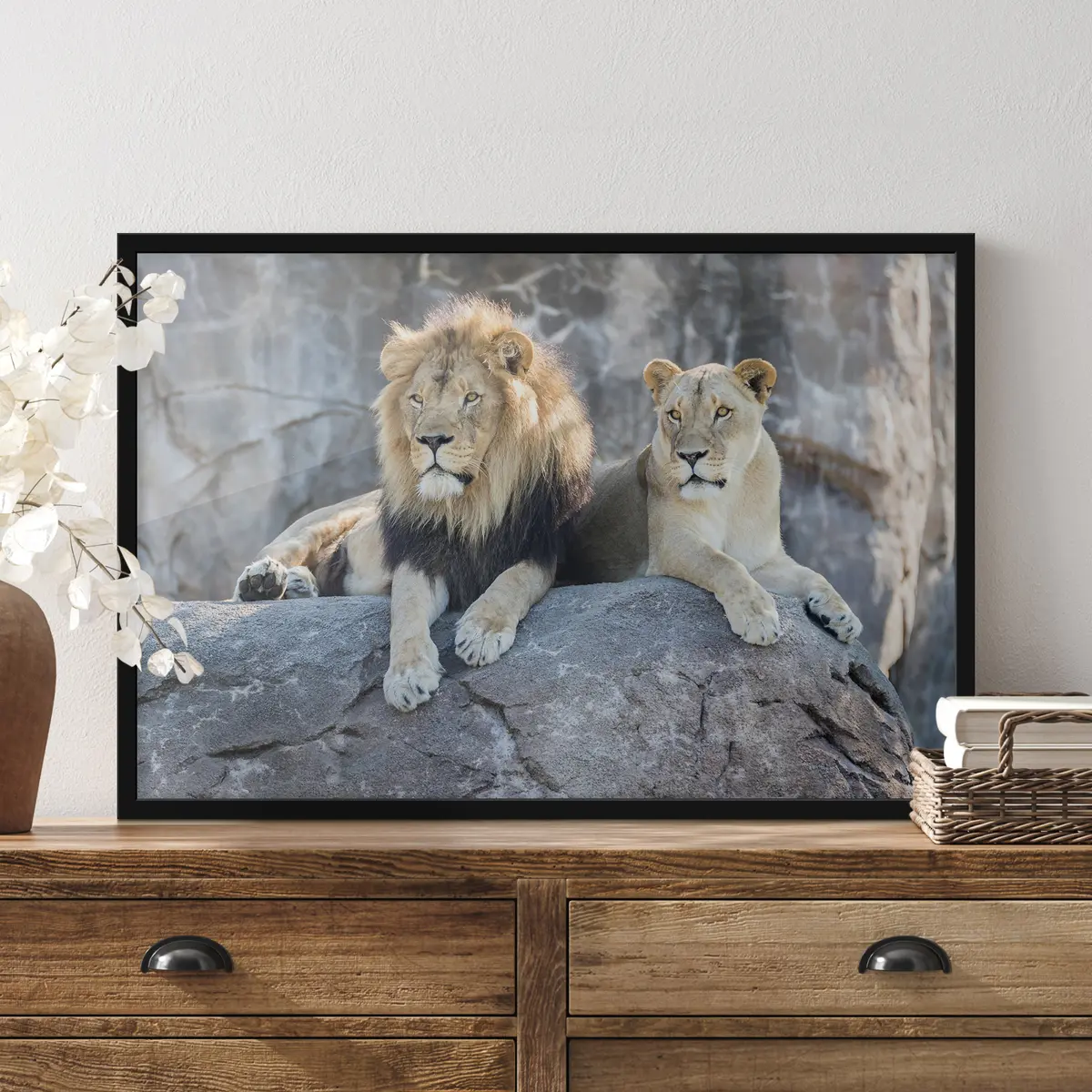Plakat Rahulikult koos puhkavad majesteetlikud lõvid f15278