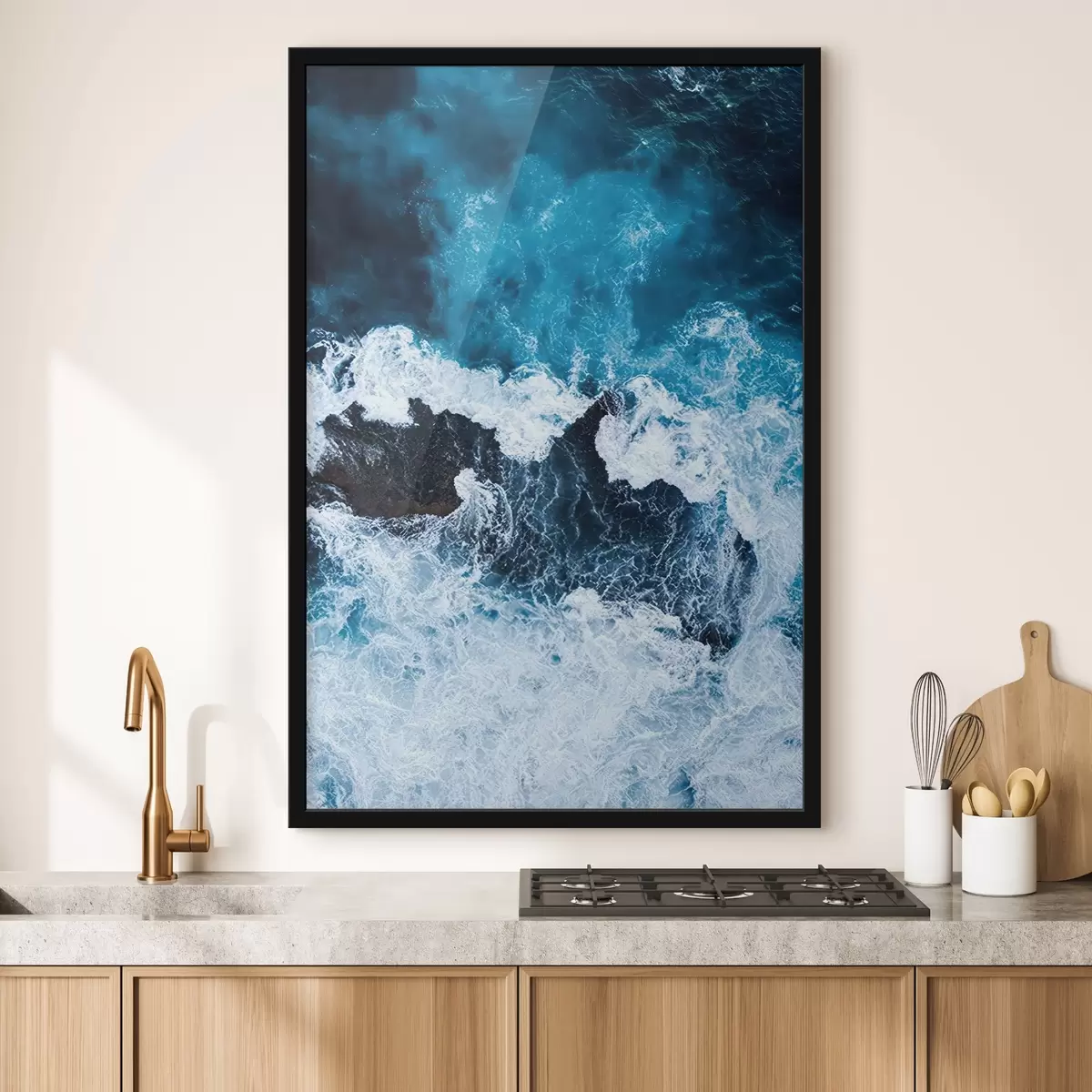 Plakat Lained tantsivad kaljuste rannajoonte kohal f21429