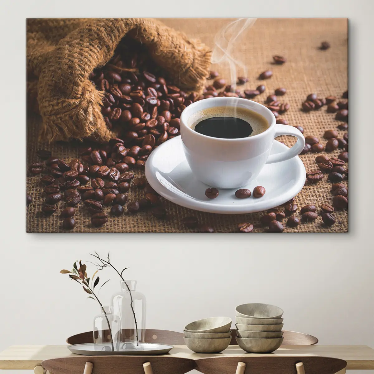 Pilt Värskelt keedetud kohv ja kohvioad s37172