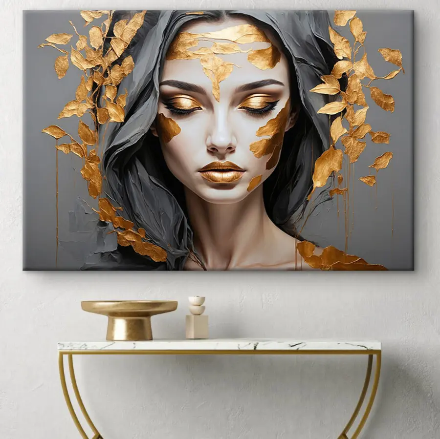 Pilt Ilus naine, kes on värviga kaetud s37326